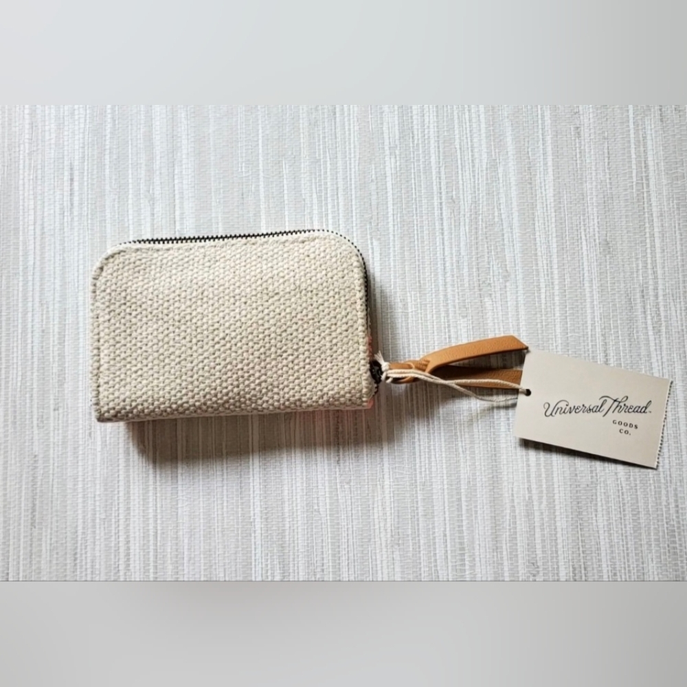 Universal Thread Abstract Color Block Zip Wallet NWT - Picture 2 of 4